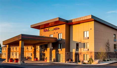 red roof inn malone ny.